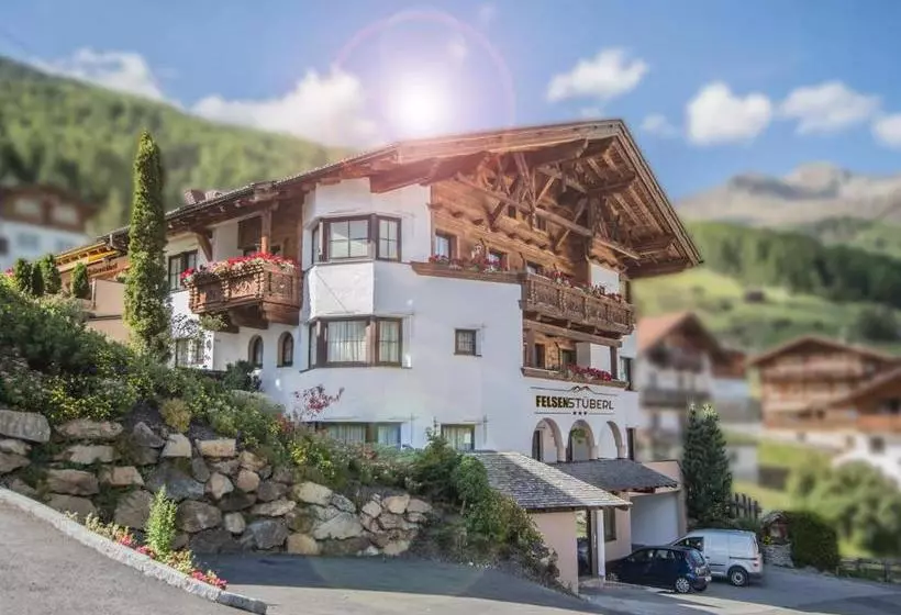 پانسیون Felsenstüberl