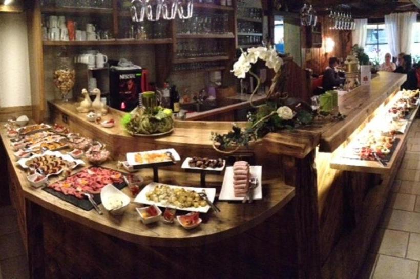 بنسيون Felsenstüberl