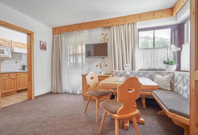 بنسيون Felsenstüberl