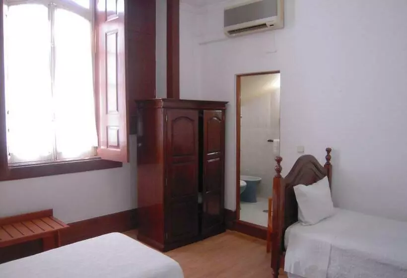 پانسیون Guesthouse Lusa Atenas