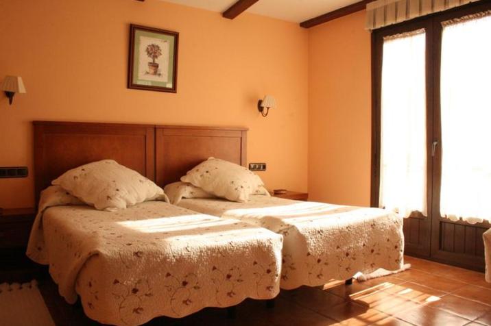 بنسيون Hostal Camino Real
