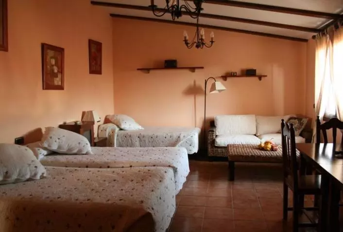 پانسیون Hostal Camino Real