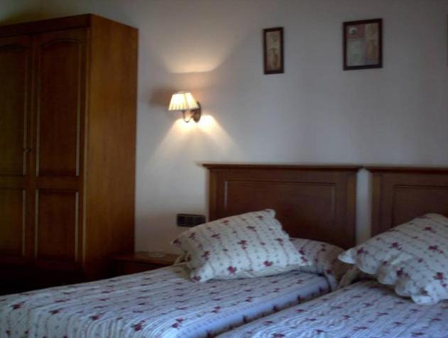 بنسيون Hostal Camino Real