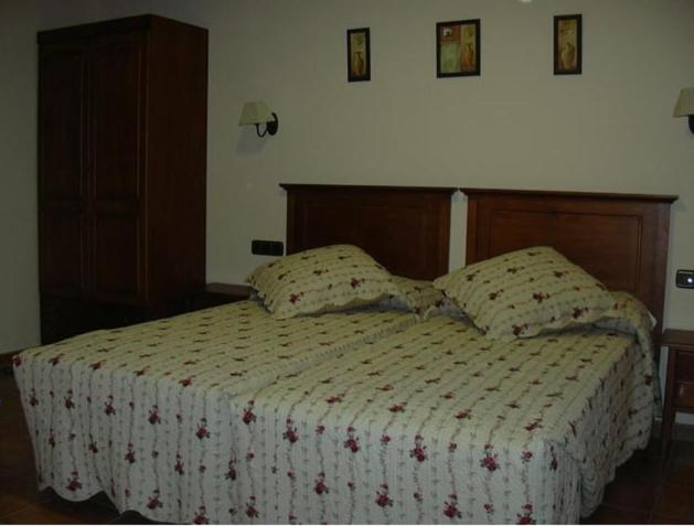 بنسيون Hostal Camino Real