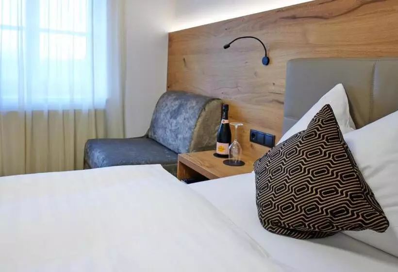 پانسیون Landgasthof Mayr