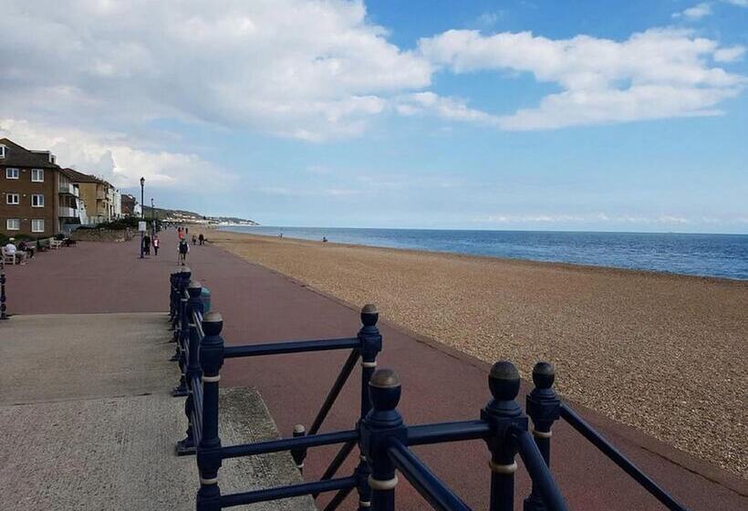 بنسيون Malt Lodge