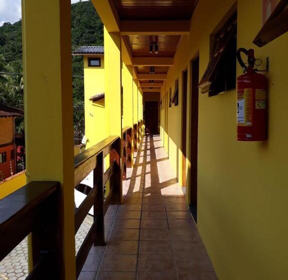 Pansiyon Pousada Azul Banana Maresias