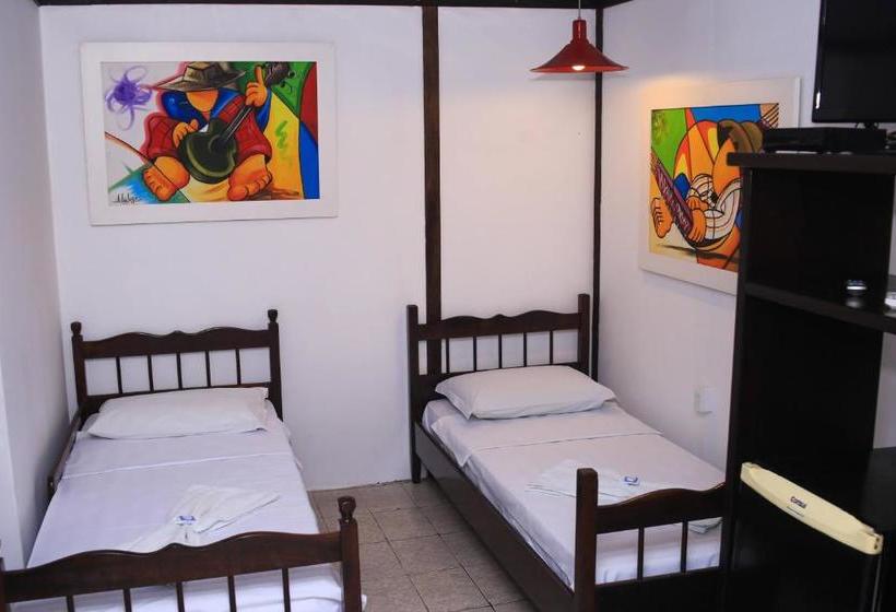 פנסיון Pousada Bob Pai & Bob Filho