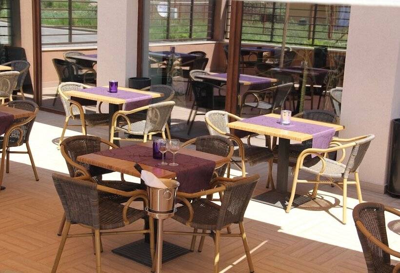 פנסיון Vila Sangria