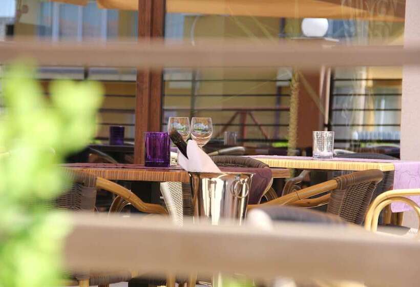 פנסיון Vila Sangria