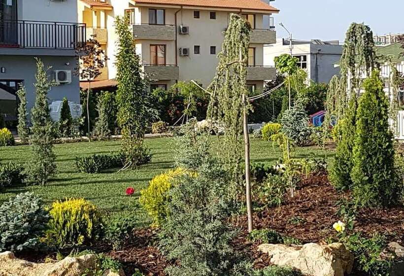 פנסיון Vila Sangria