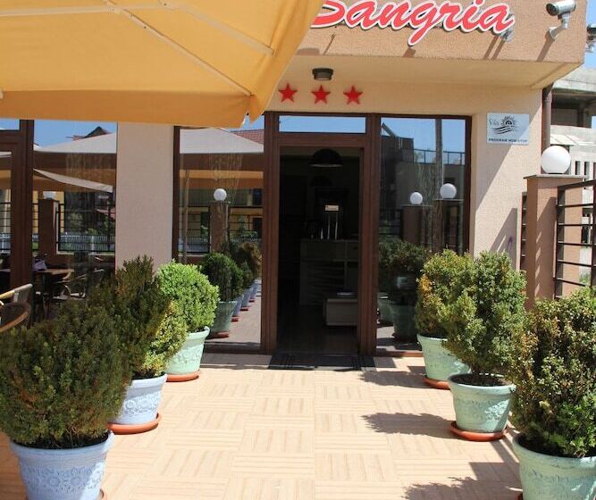 פנסיון Vila Sangria