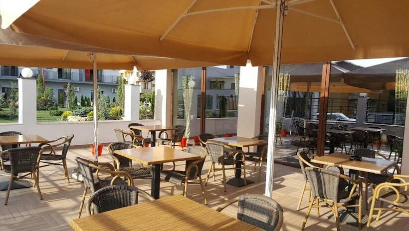 פנסיון Vila Sangria