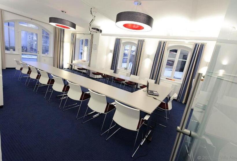 膳宿费 Villa Nova Hotel Garni