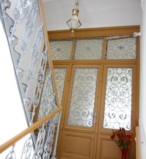 膳宿费 Villa Nova Hotel Garni