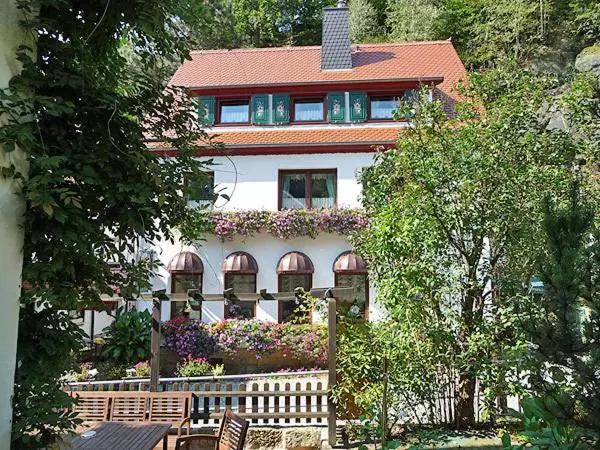 Pension Fuhrmann S Elb  Café