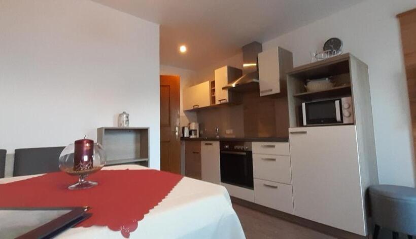 Pension Und Appartement Weinschreiber