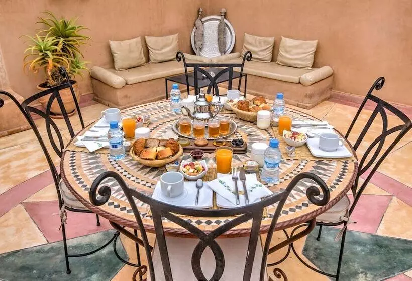 Riad Janoub