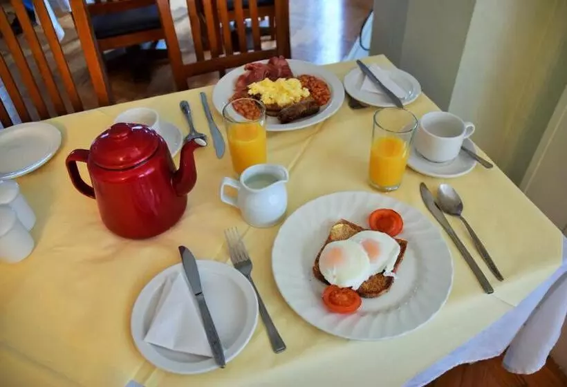 Retkeilymaja Castle Lodge