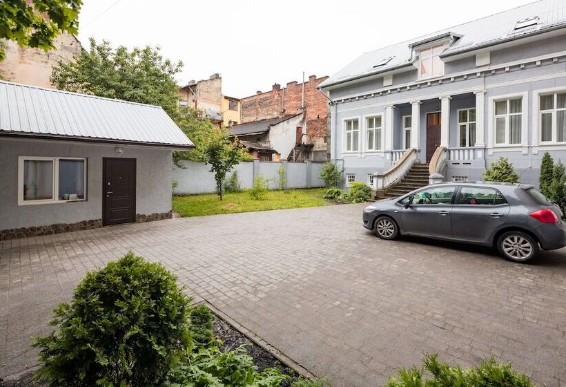 Apartment Fedkovycha