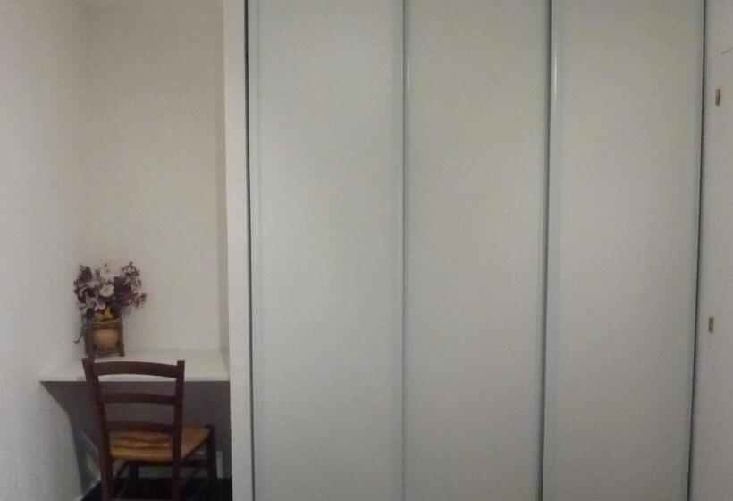 Appart Hôtel Les Rochers