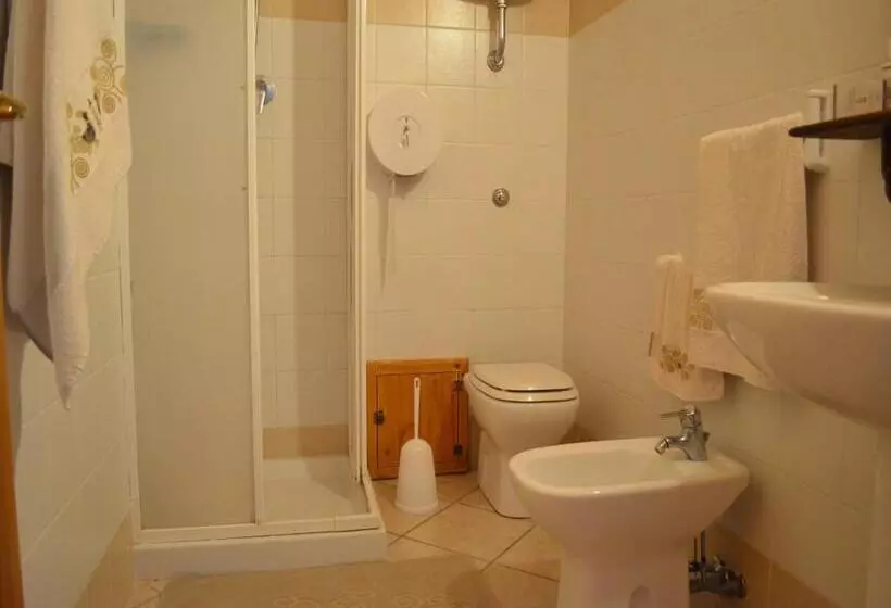 هتل Agriturismo Agrifoglio