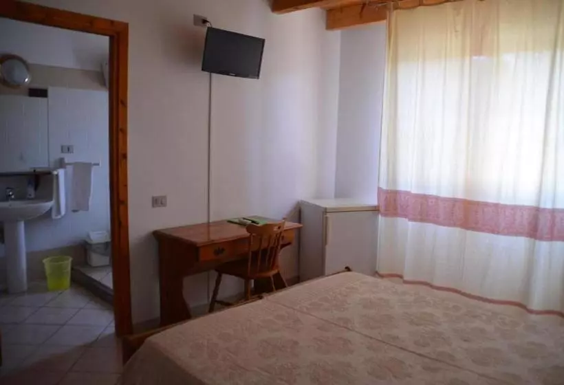 هتل Agriturismo Agrifoglio