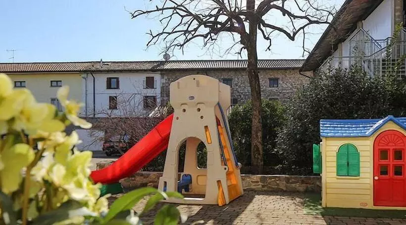 ホテル Agriturismo Tonutti