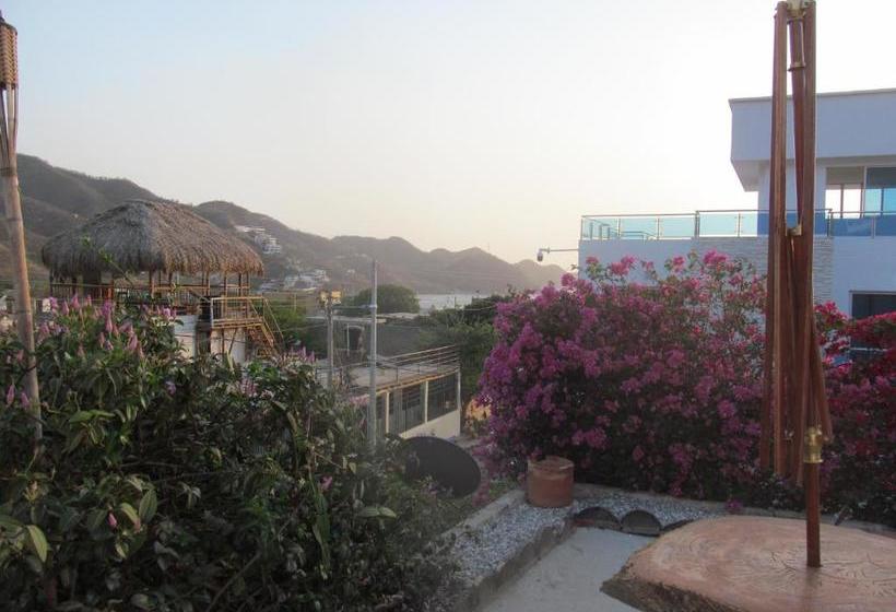 پانسیون Casa Tara