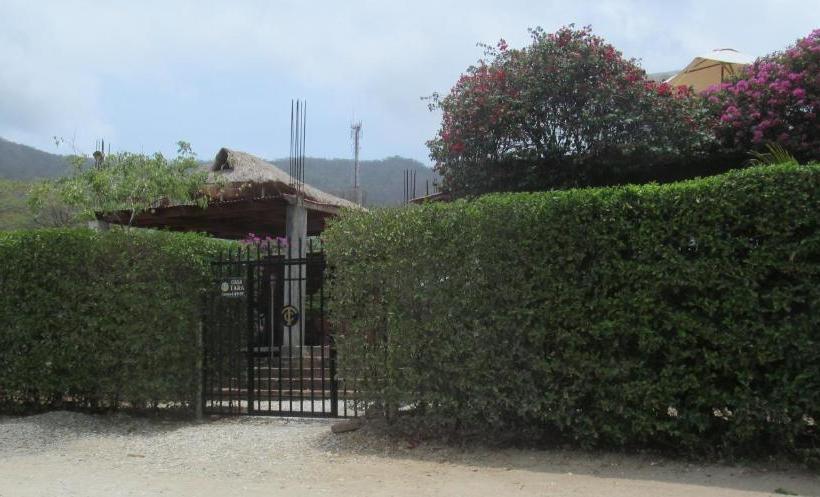 پانسیون Casa Tara