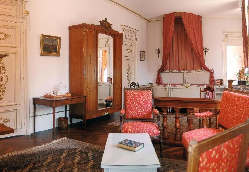 פנסיון Chateau De La Chapelle Des Bois