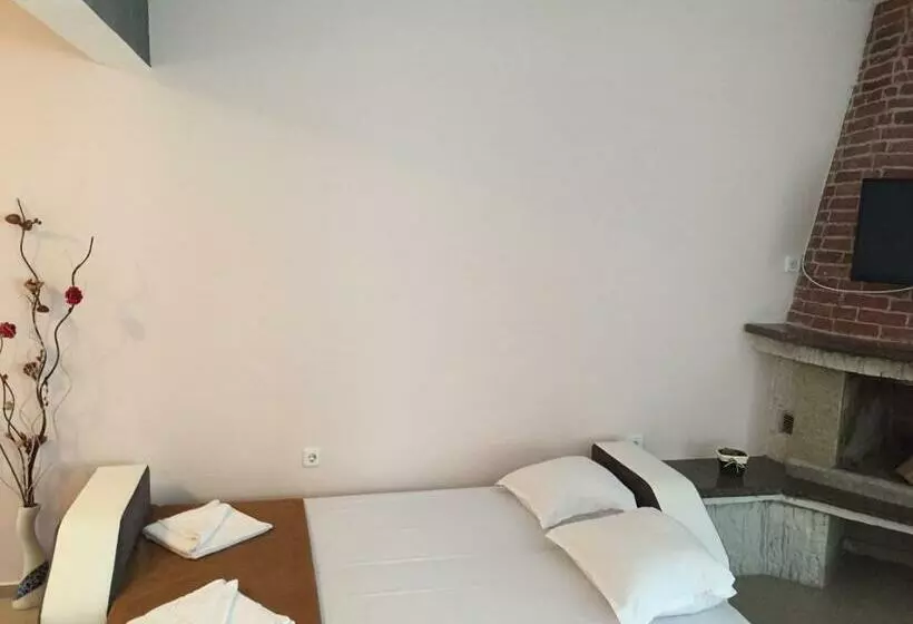 پانسیون Guest House Afrodita