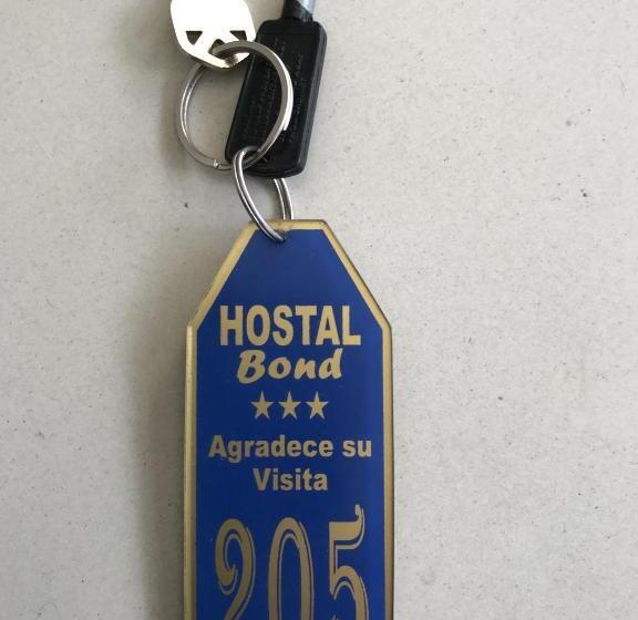 פנסיון Hostal Bond