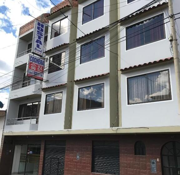 פנסיון Hostal Bond