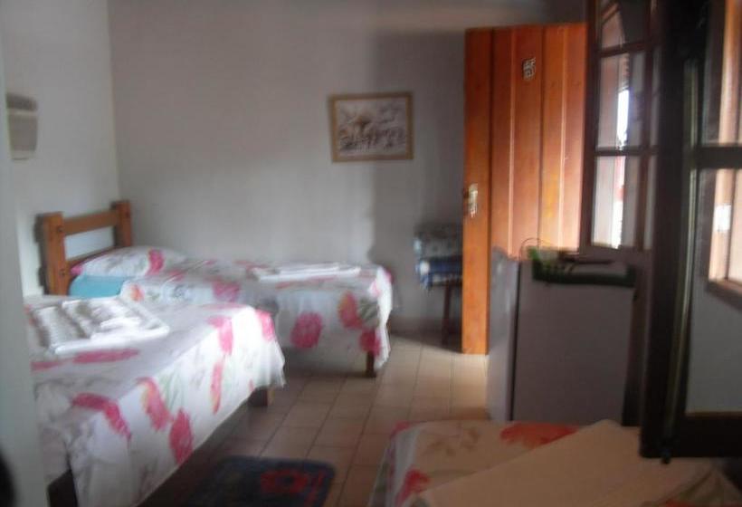 پانسیون Pousada Estrela Matutina