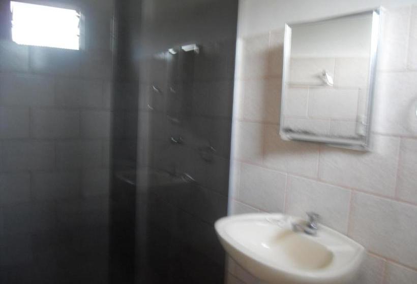 پانسیون Pousada Estrela Matutina