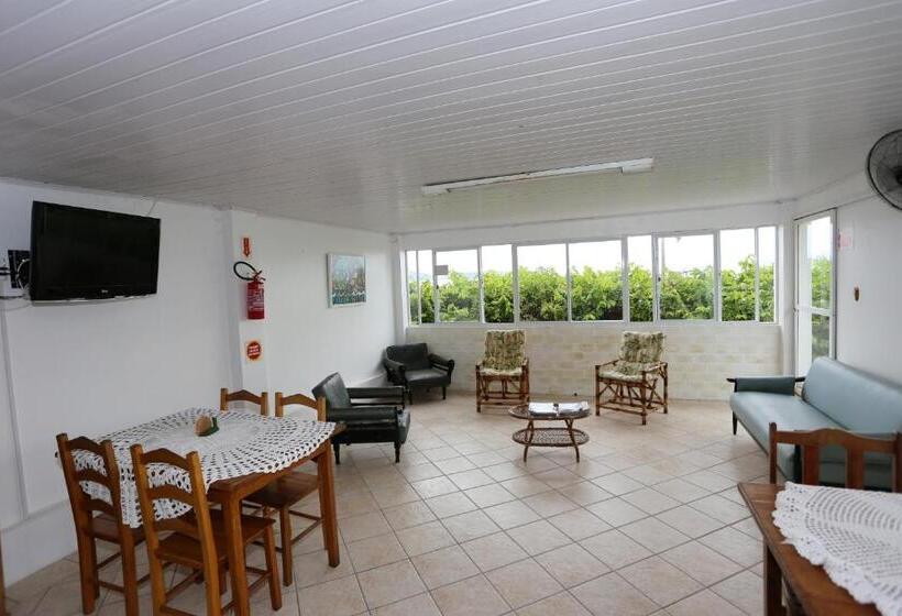 پانسیون Pousada Oceânica