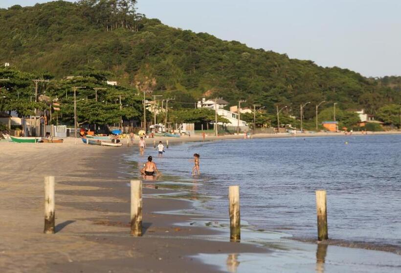 پانسیون Pousada Oceânica