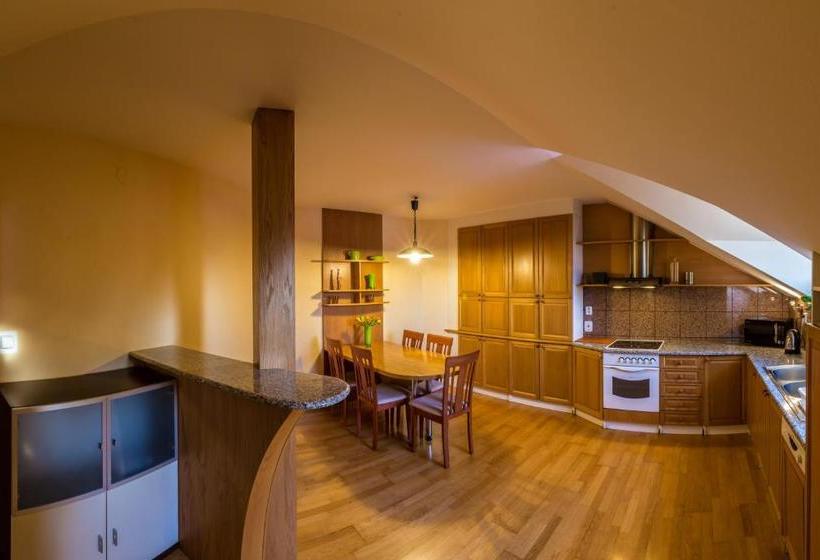 פנסיון Privat Baja