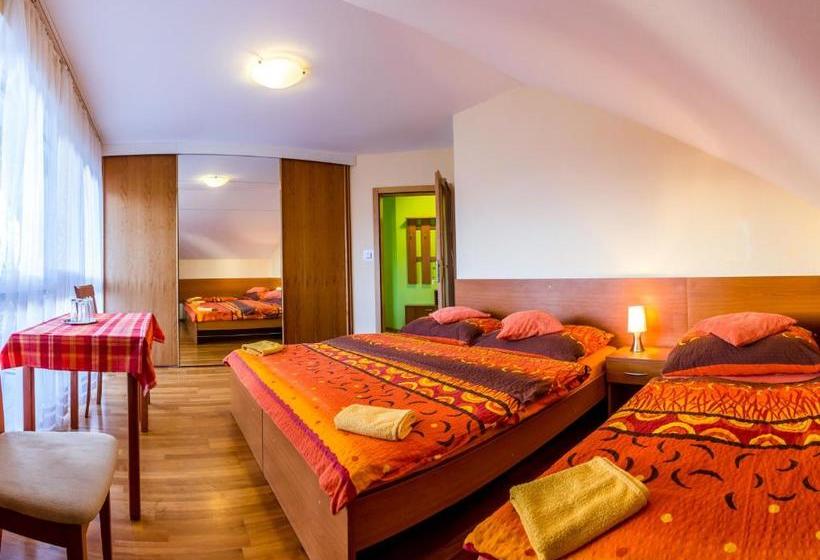 פנסיון Privat Baja