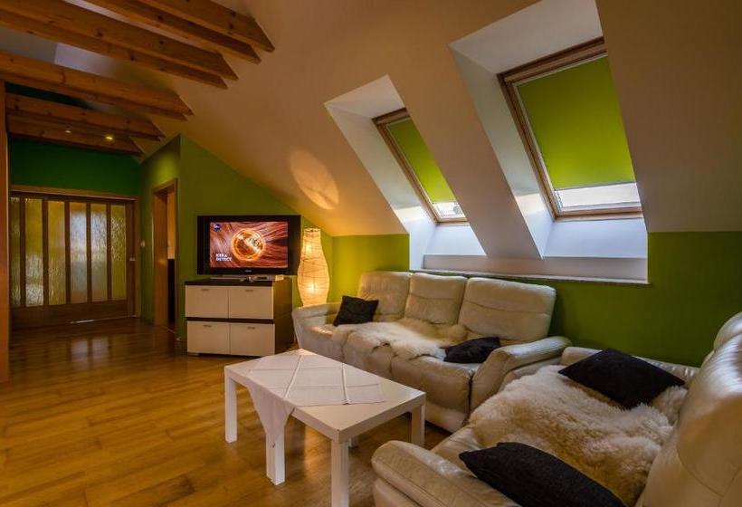 פנסיון Privat Baja