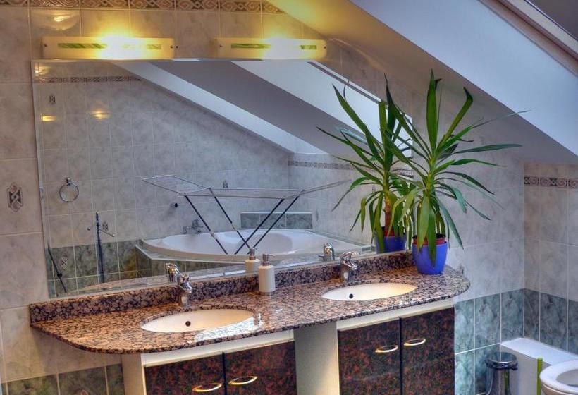 פנסיון Privat Baja