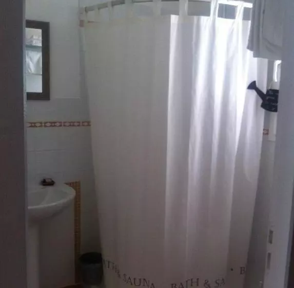 پانسیون Putt Tee Country