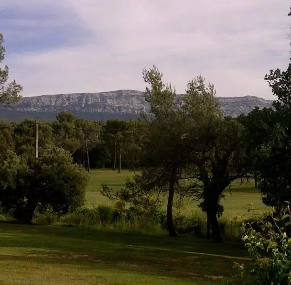 پانسیون Putt Tee Country