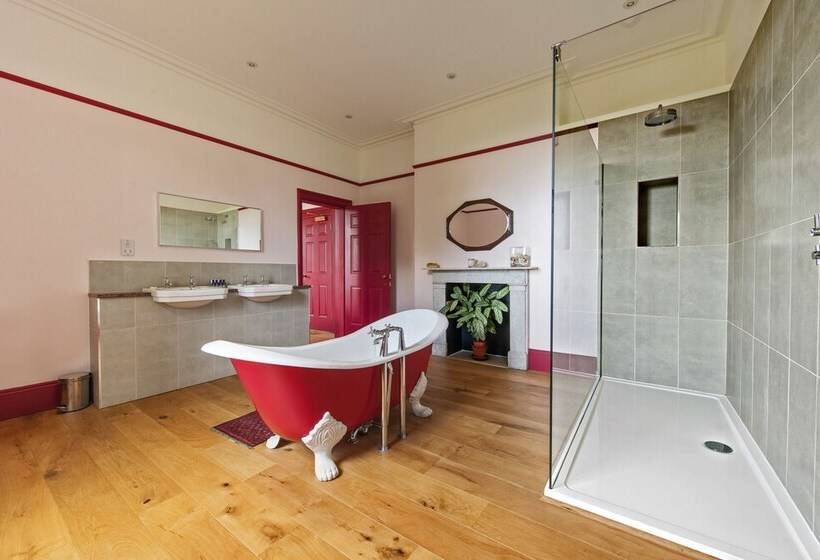 פנסיון Stow House