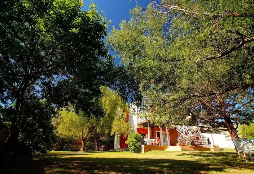 ユースホステル Posada De Las Sierras