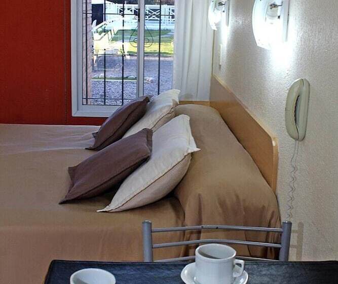 فندق صغير Posada De Las Sierras