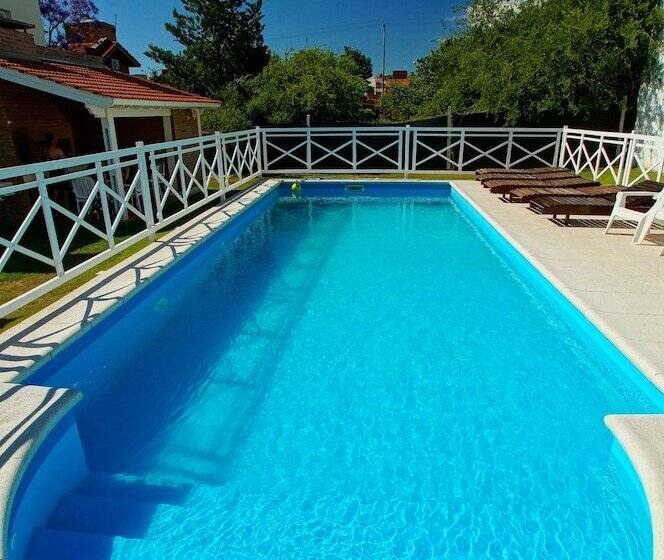 فندق صغير Posada De Las Sierras