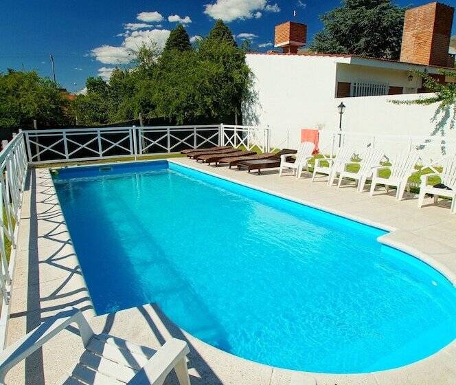 فندق صغير Posada De Las Sierras