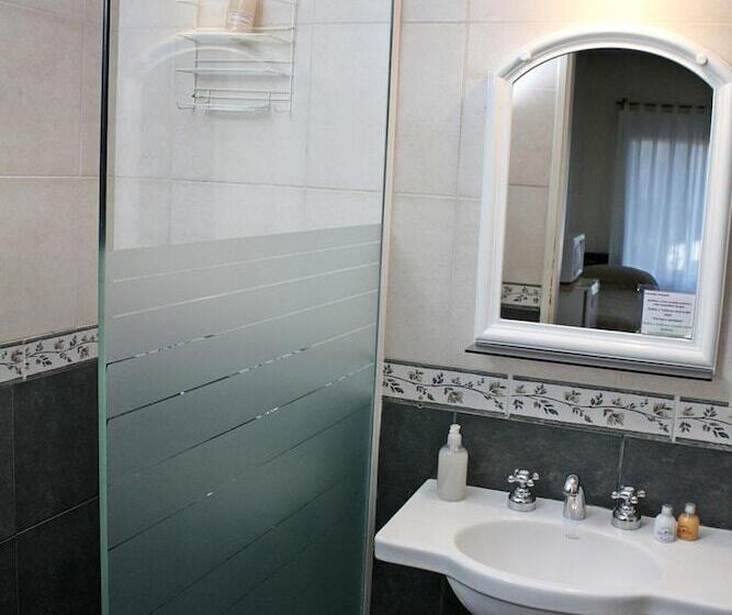 فندق صغير Posada De Las Sierras